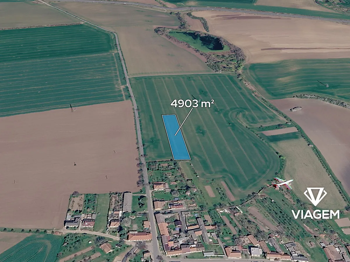 Prodej podílu 2/3 pole 3268 m²